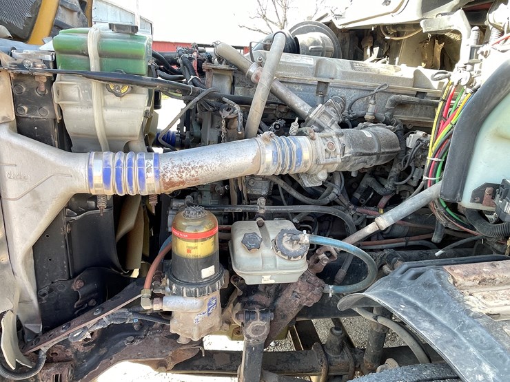 #6036-•-2009-freightliner-semi-(wi-title-in-delay)-image-42