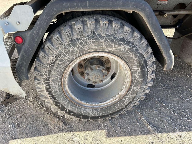 2004-gradall-xl3100-image-33