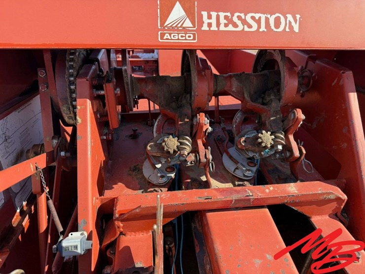 hesston-4570-image-15
