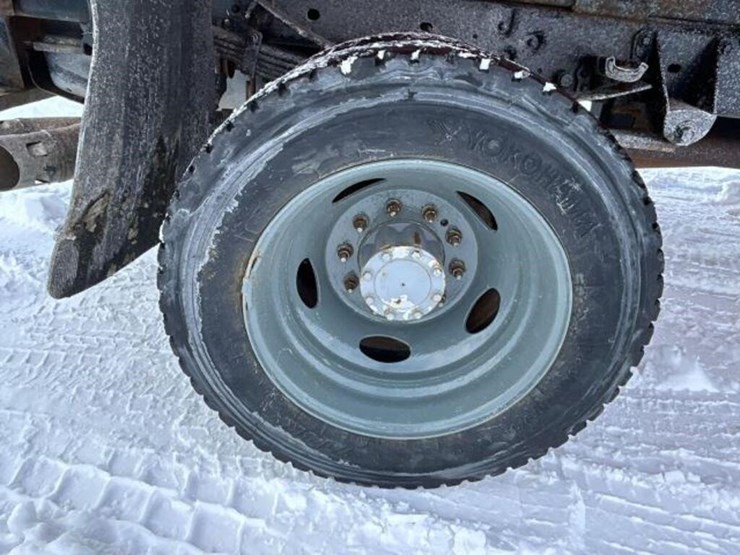 2015-ford-f550-xl-image-60