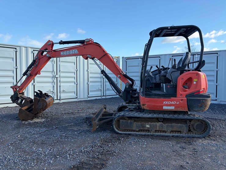 2018-kubota-kx040-image-5