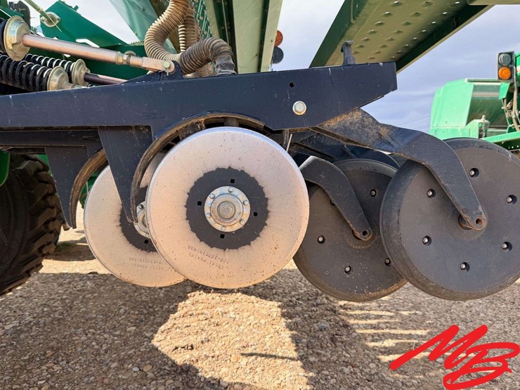 great-plains-3s-3000hd-image-12