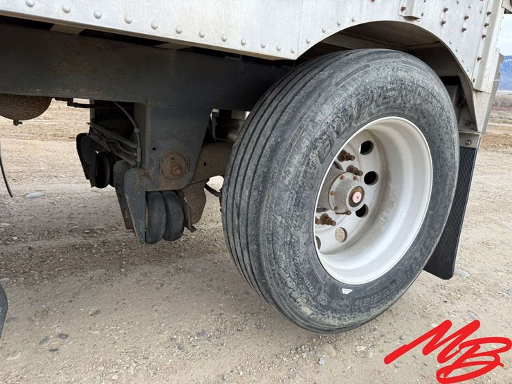 2014-merritt-53'-x-image-16