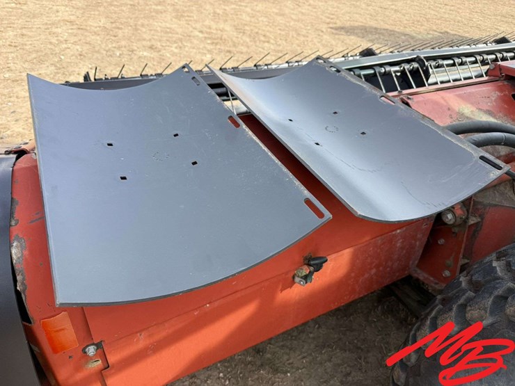 hesston-8450-image-32