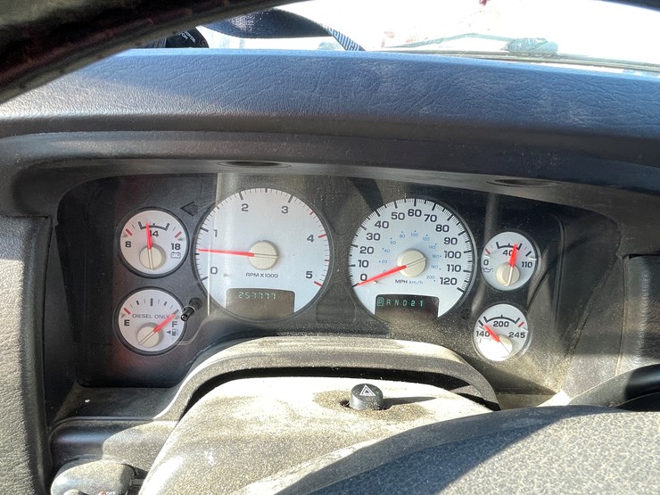 #6018-•-2004-dodge-turbo-diesel-pickup-(wi-title-in-delay)-image-45