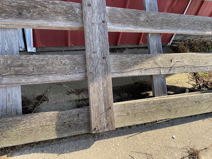 #6073-•-(2)-16'-wood-gates-image-10