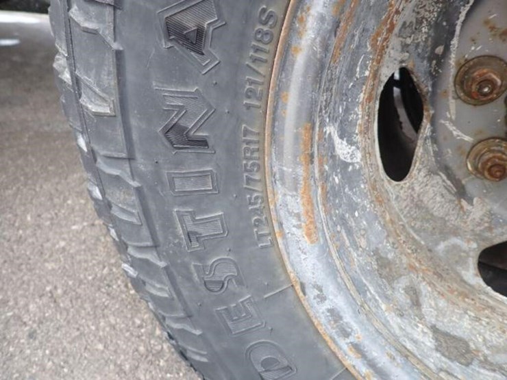 2019-chevrolet-silverado-3500hd-image-114