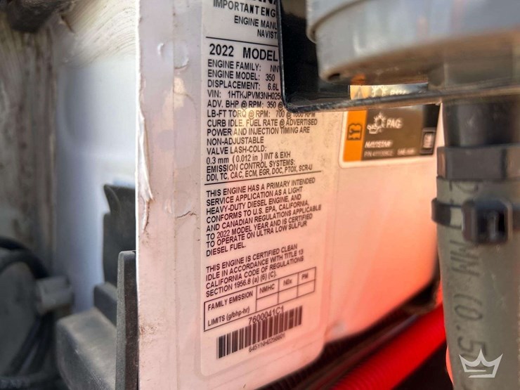 2022-chevrolet-silverado-6500hd-image-11
