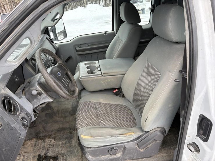 2011-ford-f250-image-15