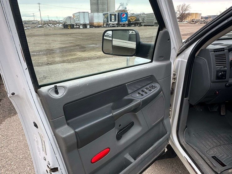 2008-dodge-ram-2500-image-19