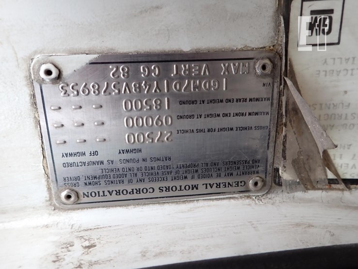 gmc-topkick-image-16