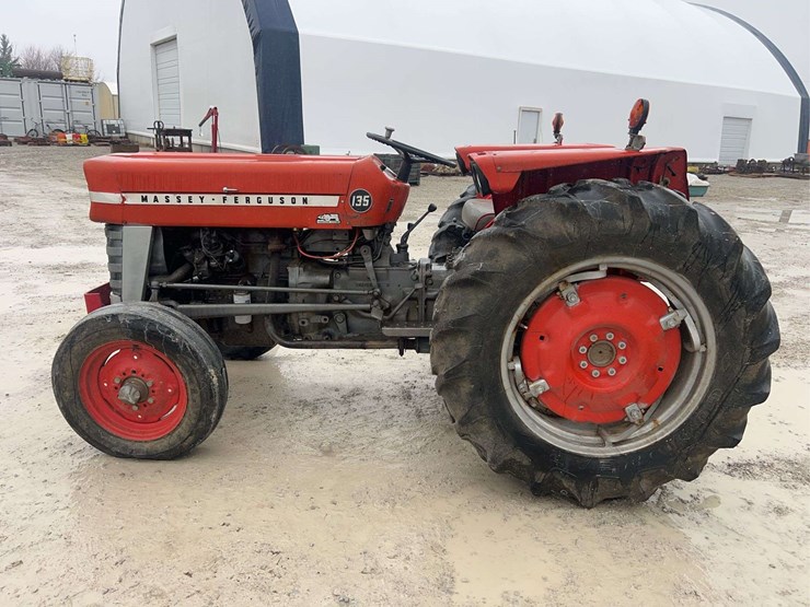 massey-ferguson-135-image-6