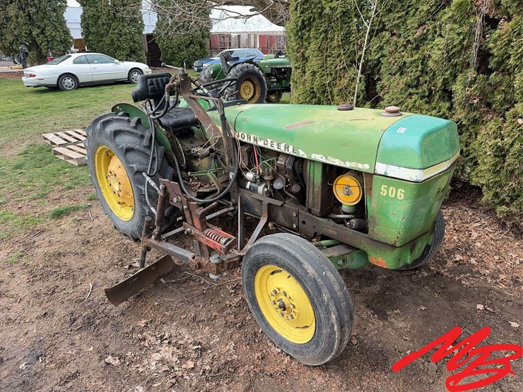 john-deere-2240-image-10