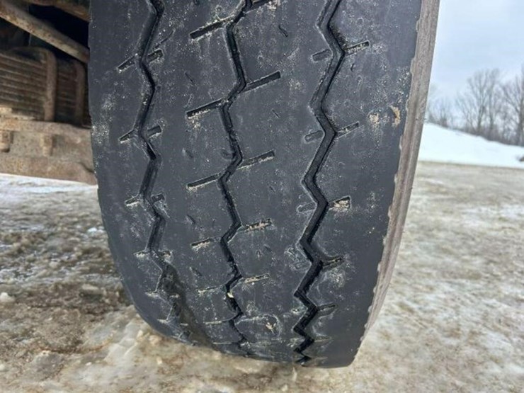 2017-western-star-4700-image-88