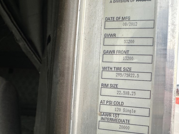 2013-kenworth-t660-image-16