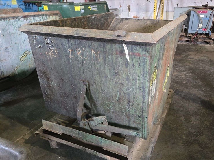 jesco-1-yard-med.-hd-4000lb-self-dumping-hopper-image-5