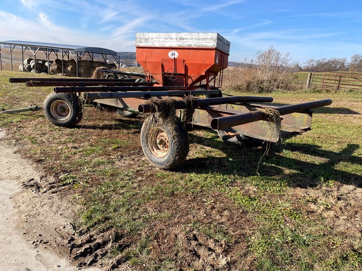 #6035-•-homemade-bale-mover-on-running-gear-image-3