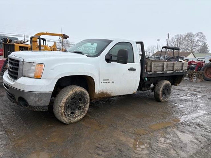 2008-gmc-2500-image-2