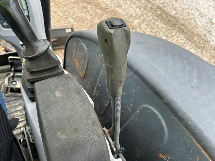 2015-kubota-u35-4-image-24