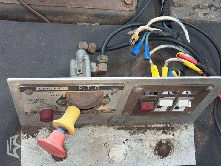 1993-international-4900-image-18