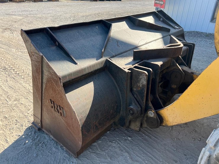 new-holland-lw110-image-37