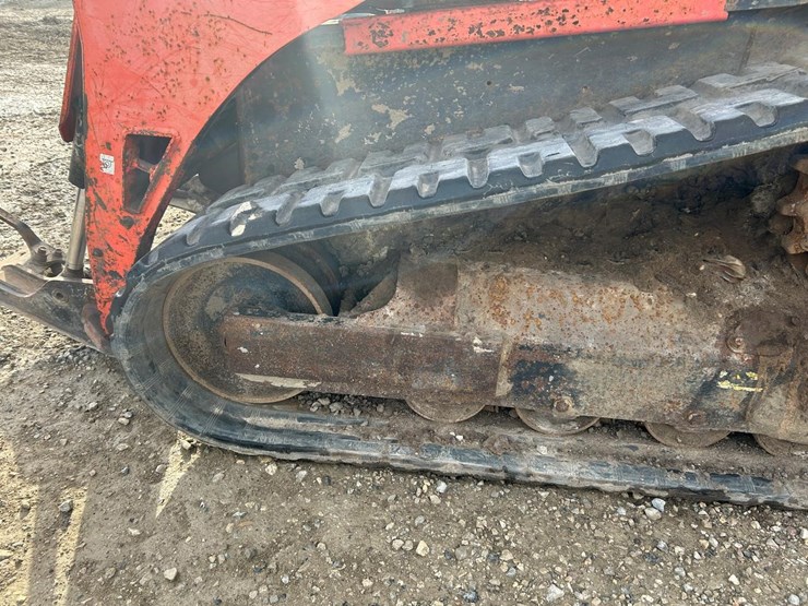 2015-kubota-svl75-2-image-16