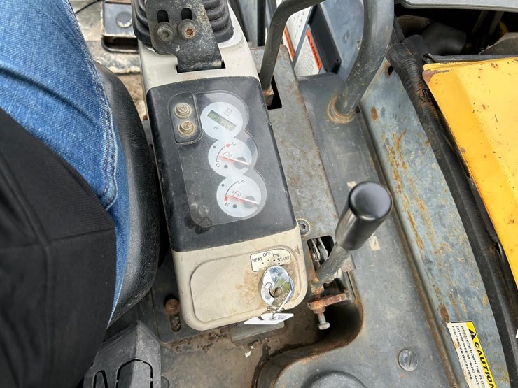 komatsu-pc35mr-2-image-20