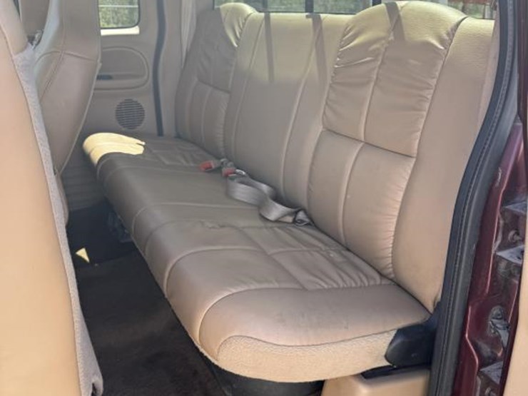 2001-dodge-ram-2500-image-19