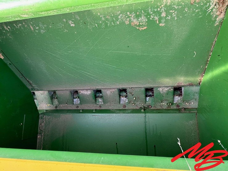 john-deere-8300-image-13