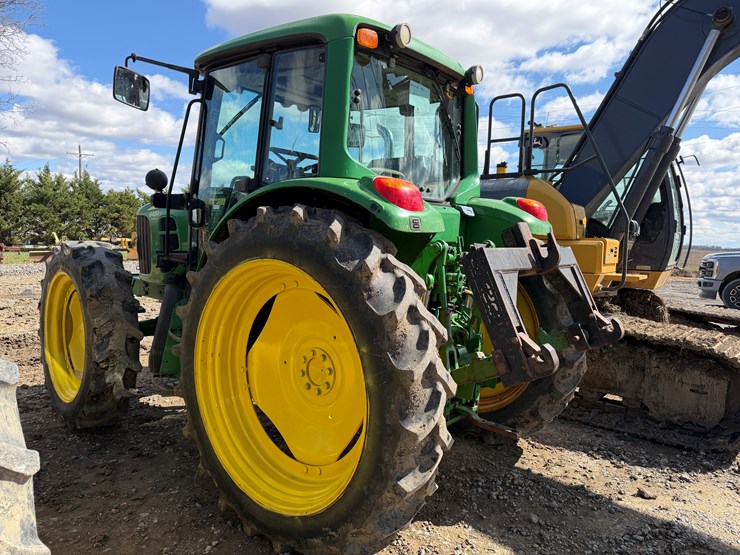 2012-john-deere-6430-image-4