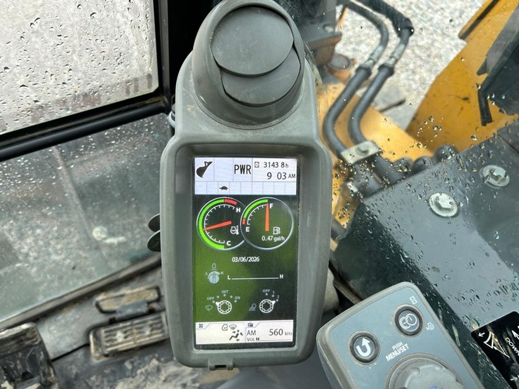 2019-deere-85g-image-23