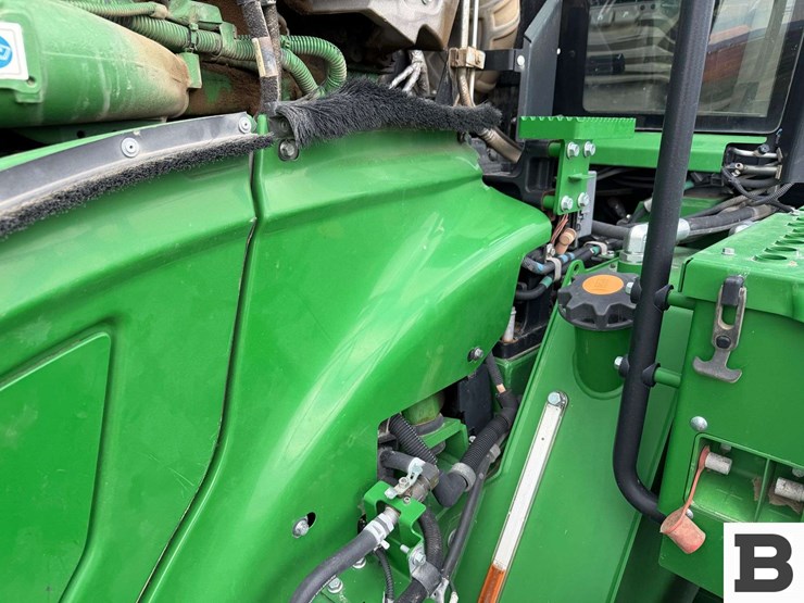 2021-john-deere-9570rt-image-23