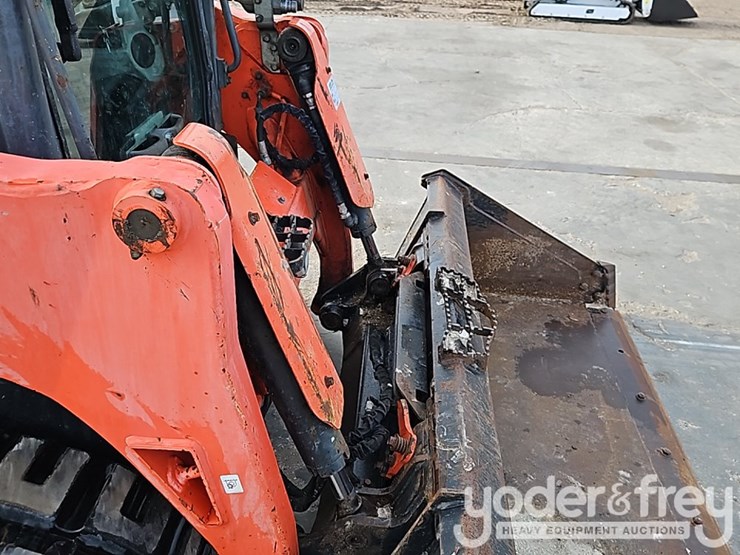 2020-kubota-svl75-2-image-13