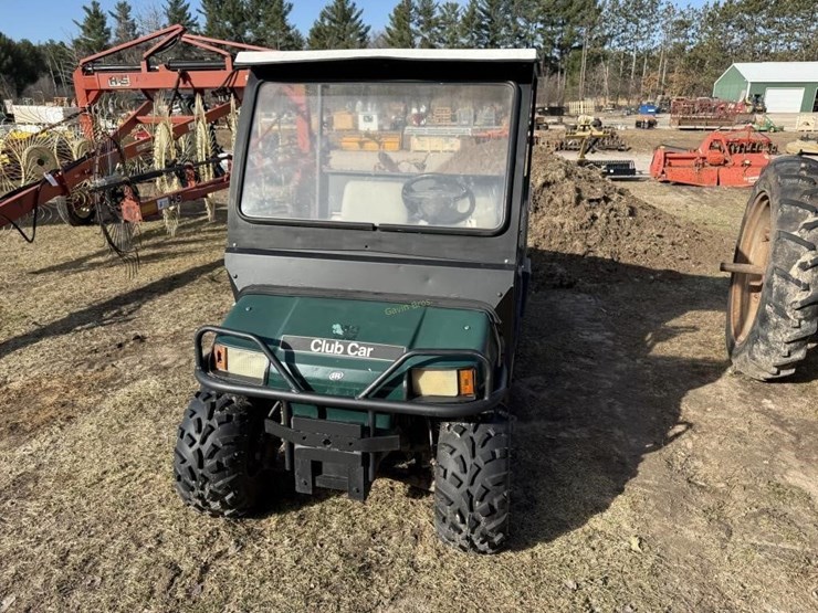 2004-club-car-turf-2-image-2