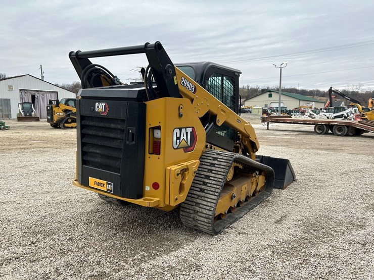 2023-caterpillar-299d3-image-4