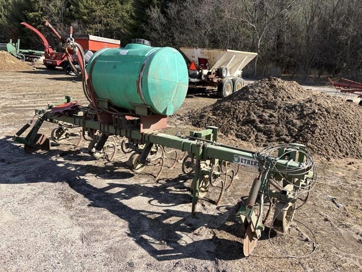 weatherall-4-row-applicator-image-2