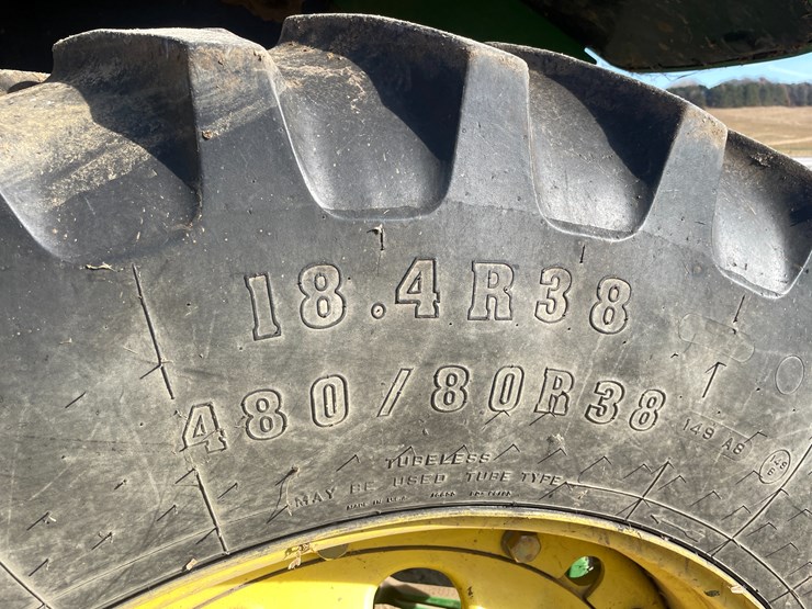 john-deere-7330-image-40
