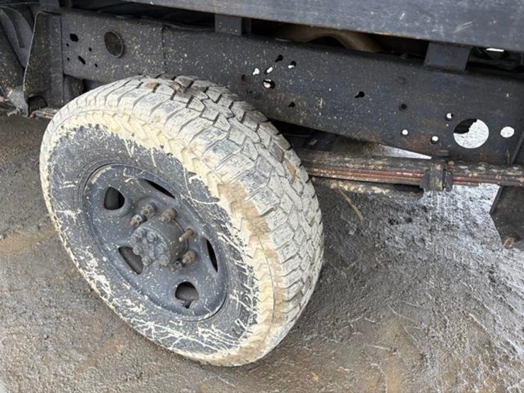 2008-gmc-2500-image-7