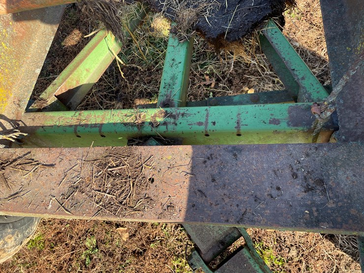 #6035-•-homemade-bale-mover-on-running-gear-image-12