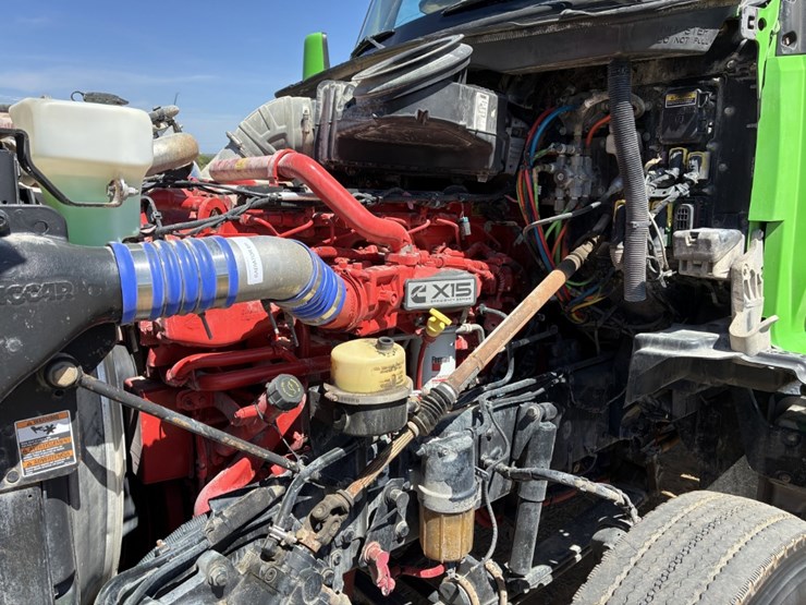 2019-kenworth-t880-image-7