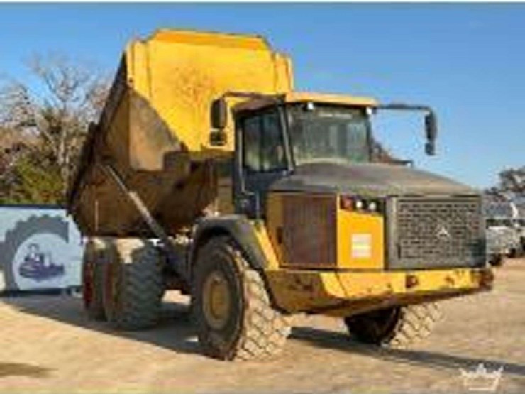 2019-deere-460e-image-4