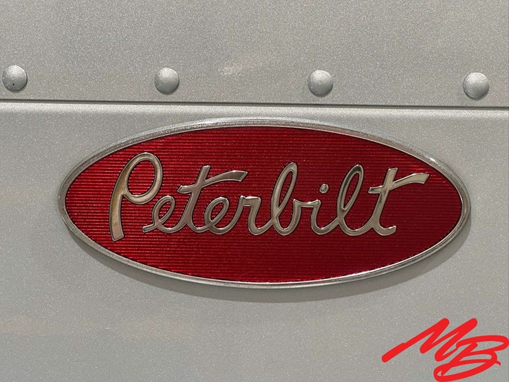 2007-peterbilt-379-image-40