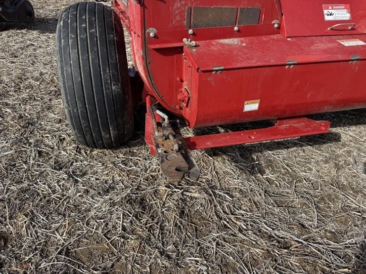 2015-case-ih-fhx300-image-11