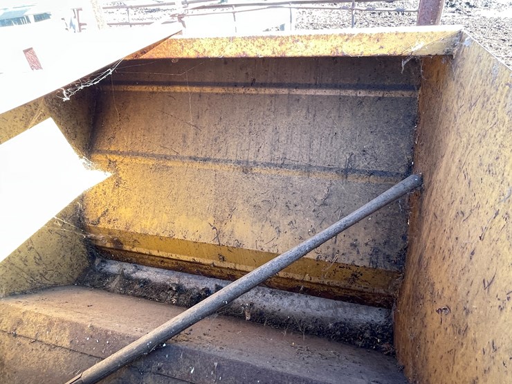 #6053-•-farmstar-double-sided-creep-feeder-image-13