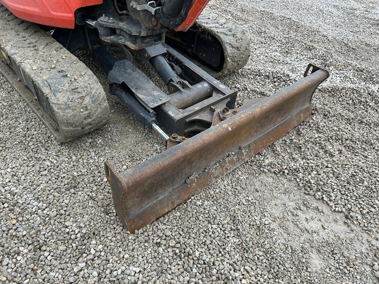 2015-kubota-u35-4-image-10