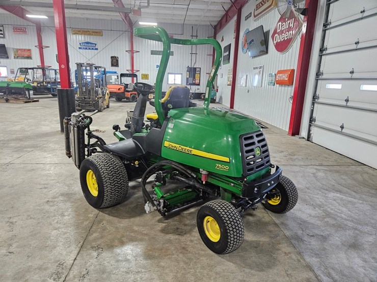 john-deere-7500-image-3