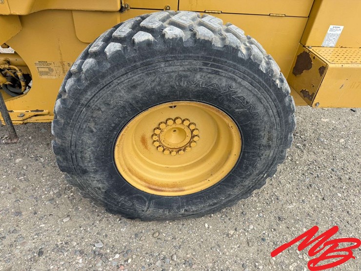 1994-caterpillar-928f-image-25