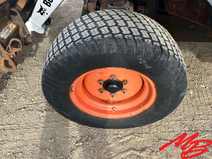 2007-bobcat-toolcat-5600-image-19