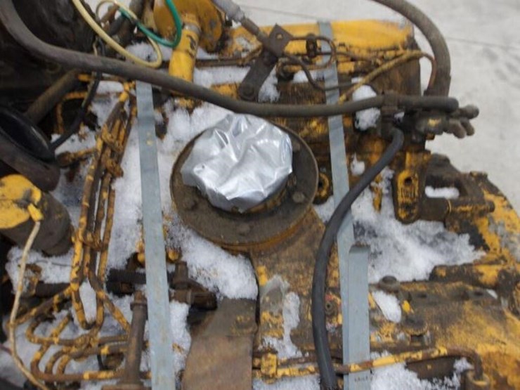 caterpillar-3208-image-12