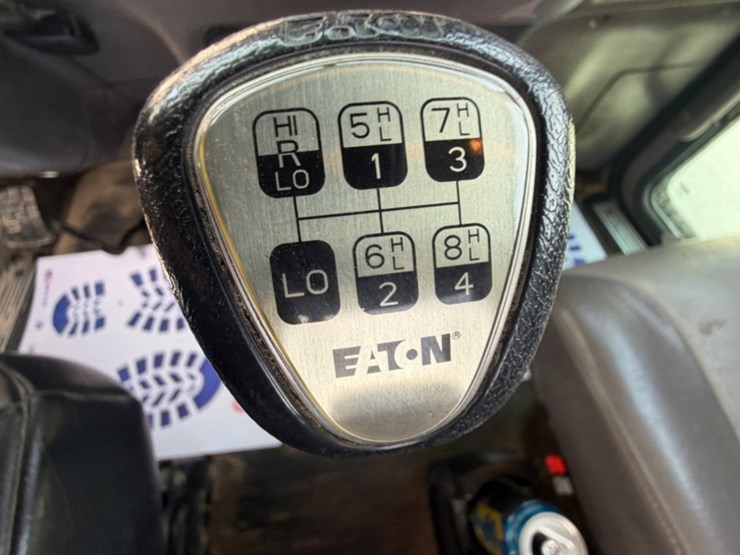 2021-peterbilt-367-image-20